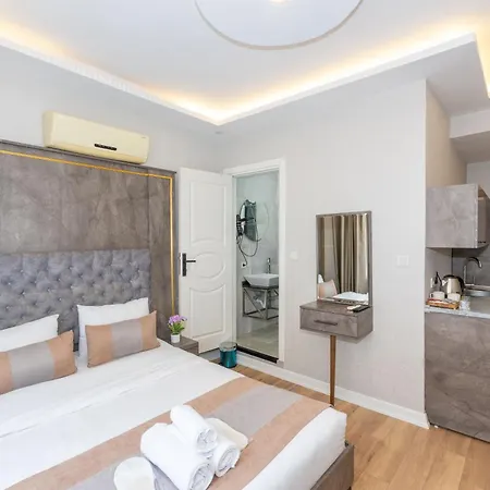 Aparthotel Birand 4*