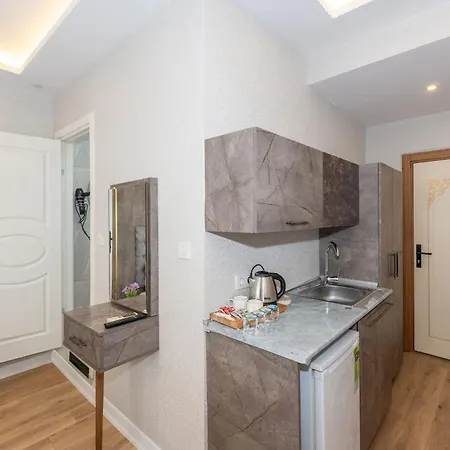 Aparthotel Birand 4*